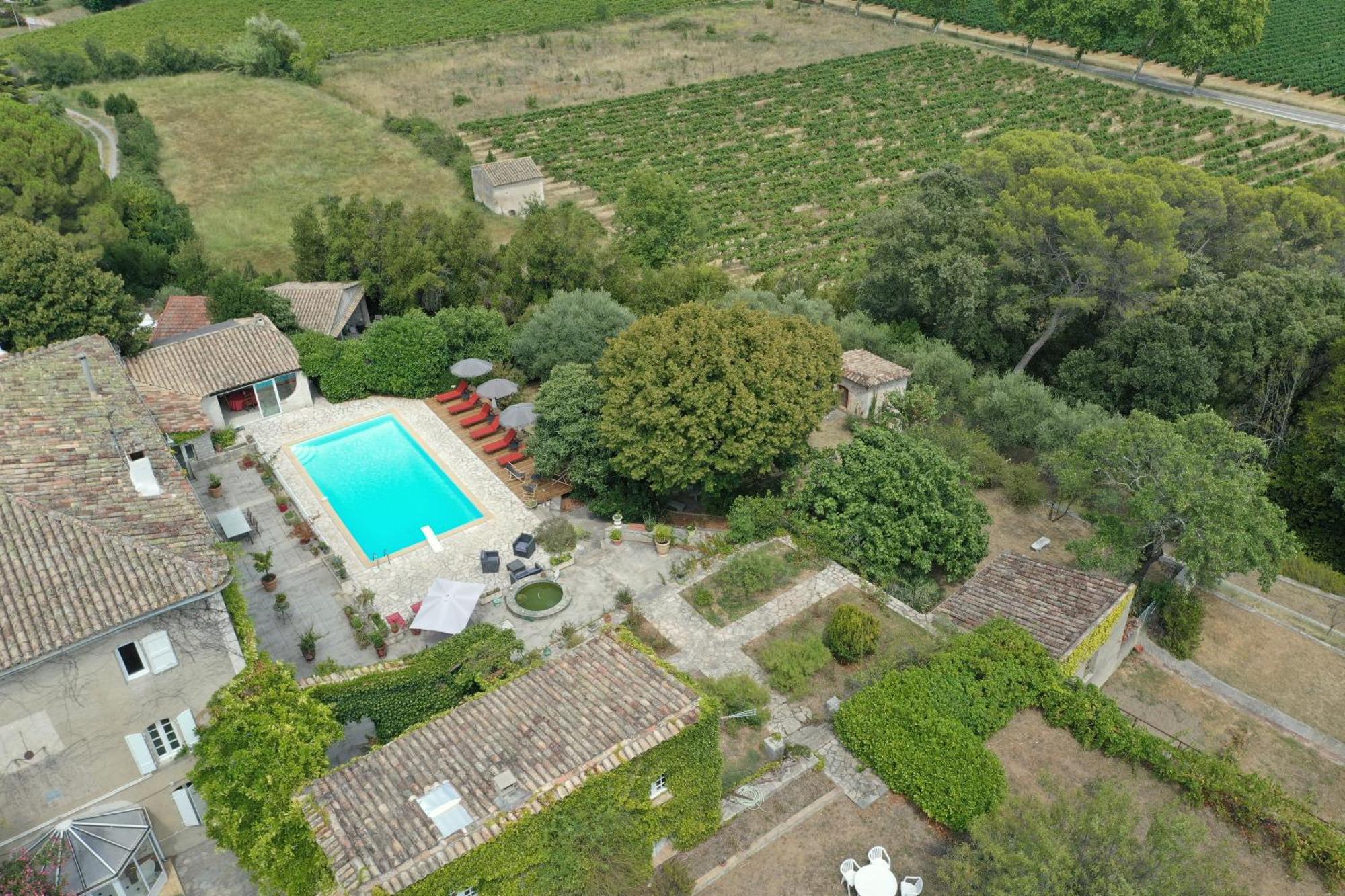 Le Domaine Du Soulier -Gite Et Chambres D'Hotes - La Maison Du Gardien Tornac Exterior foto