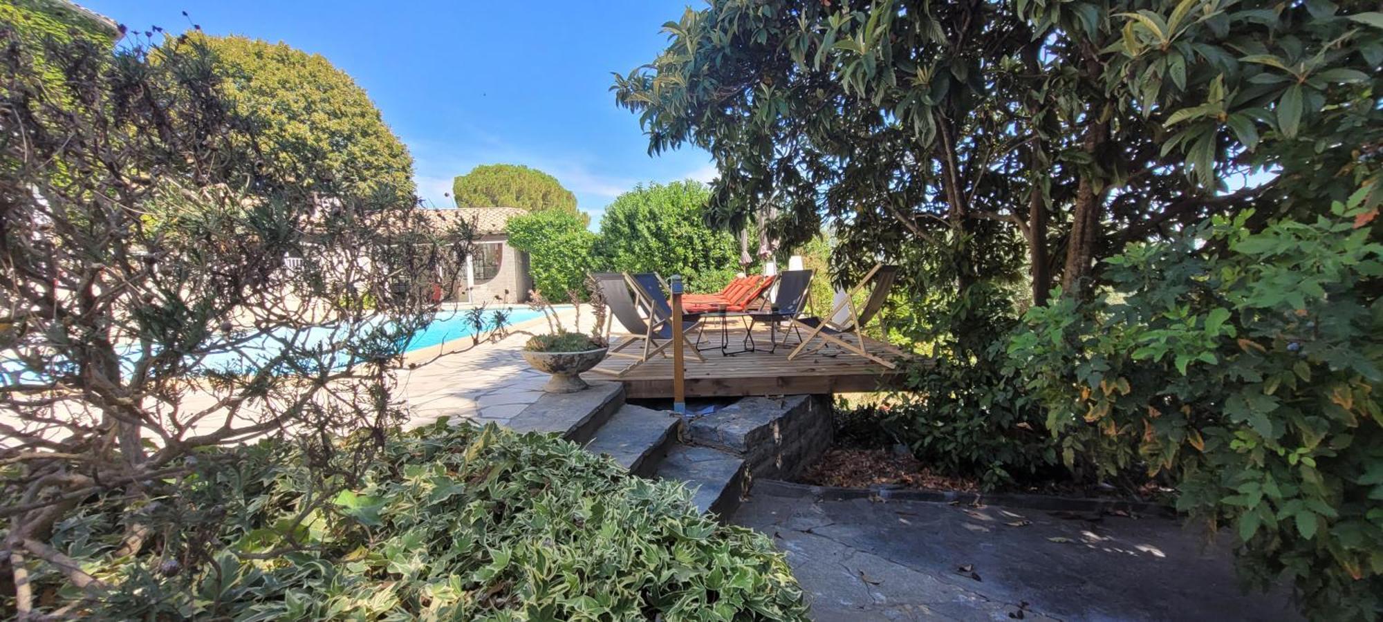 Le Domaine Du Soulier -Gite Et Chambres D'Hotes - La Maison Du Gardien Tornac Exterior foto