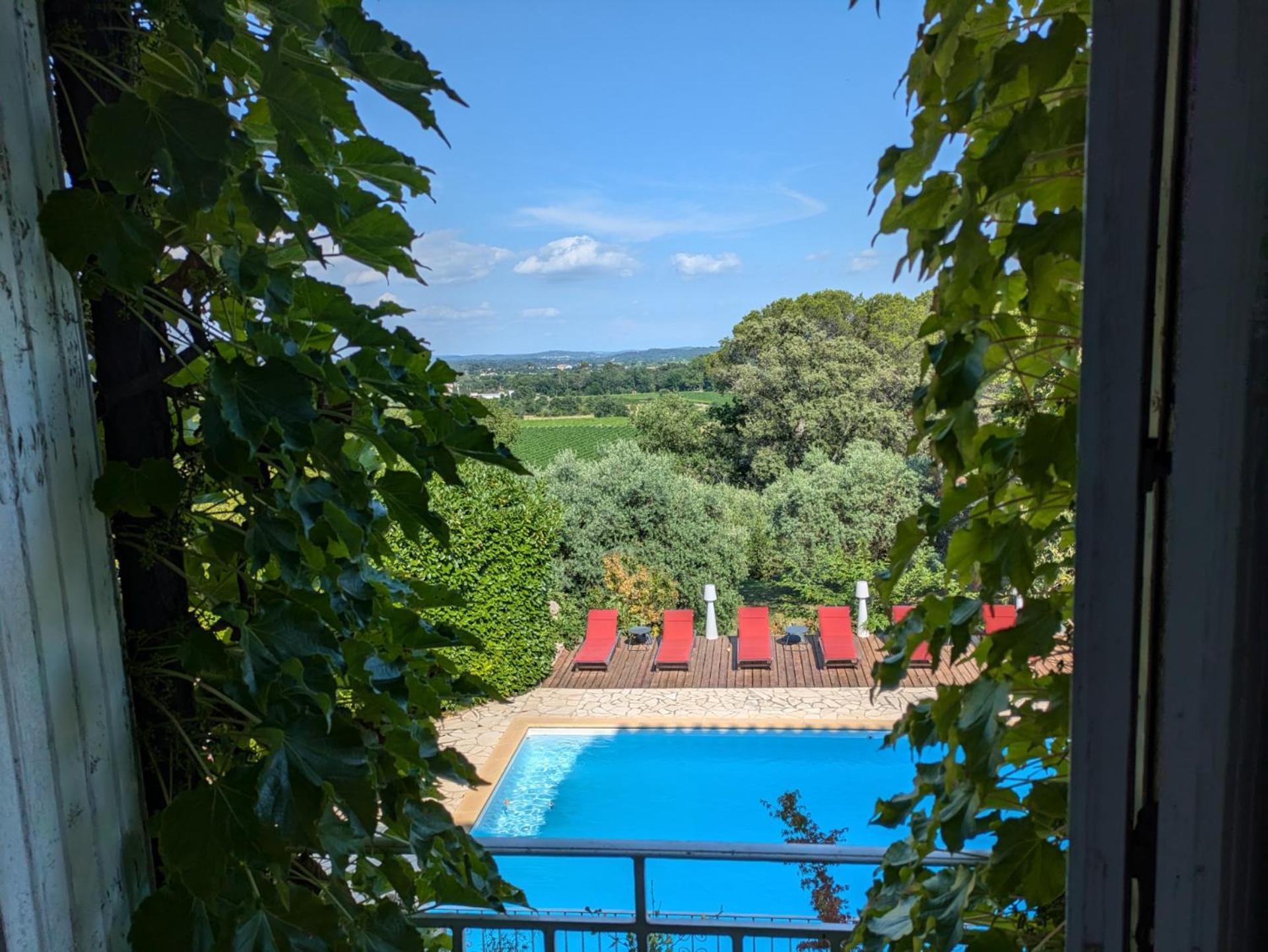 Le Domaine Du Soulier -Gite Et Chambres D'Hotes - La Maison Du Gardien Tornac Exterior foto